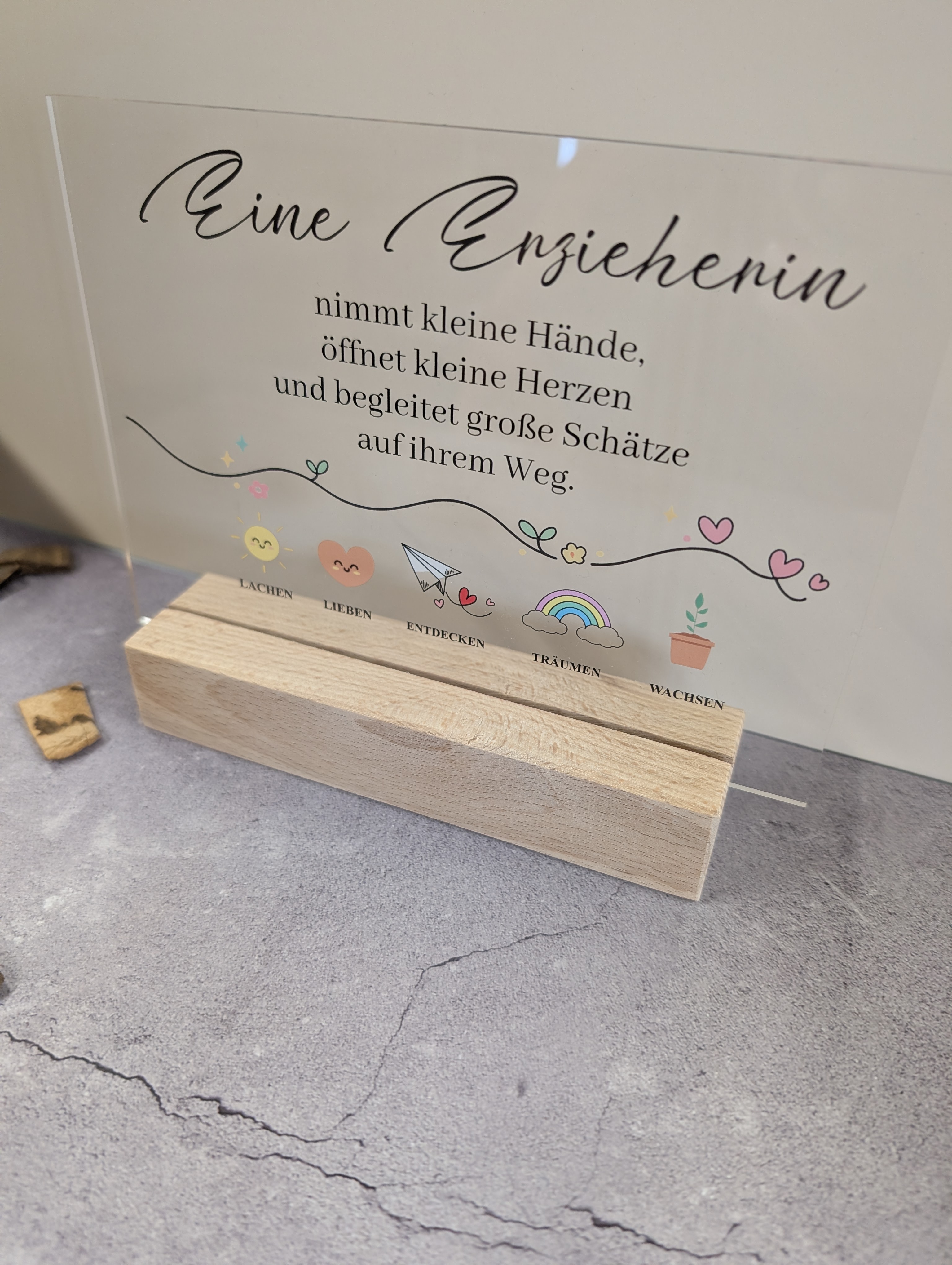 Geschenk für Erzieherin – Acryl-Aufsteller „Eine Erzieherin“ mit Holzsockel | Dankeschön Kita