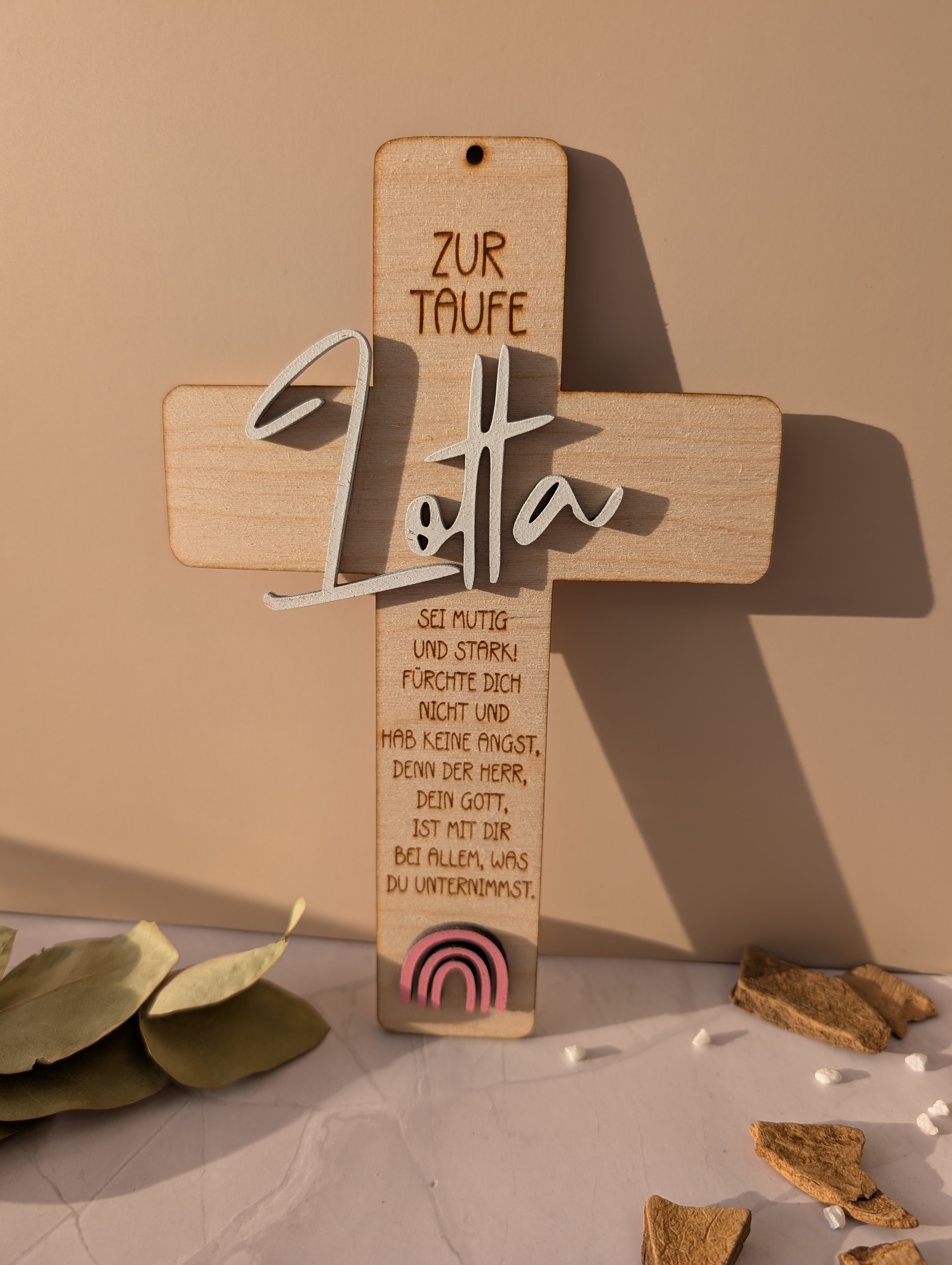 Personalisiertes Holzkreuz zur Taufe mit Name – Geschenk Taufe Mädchen/Junge