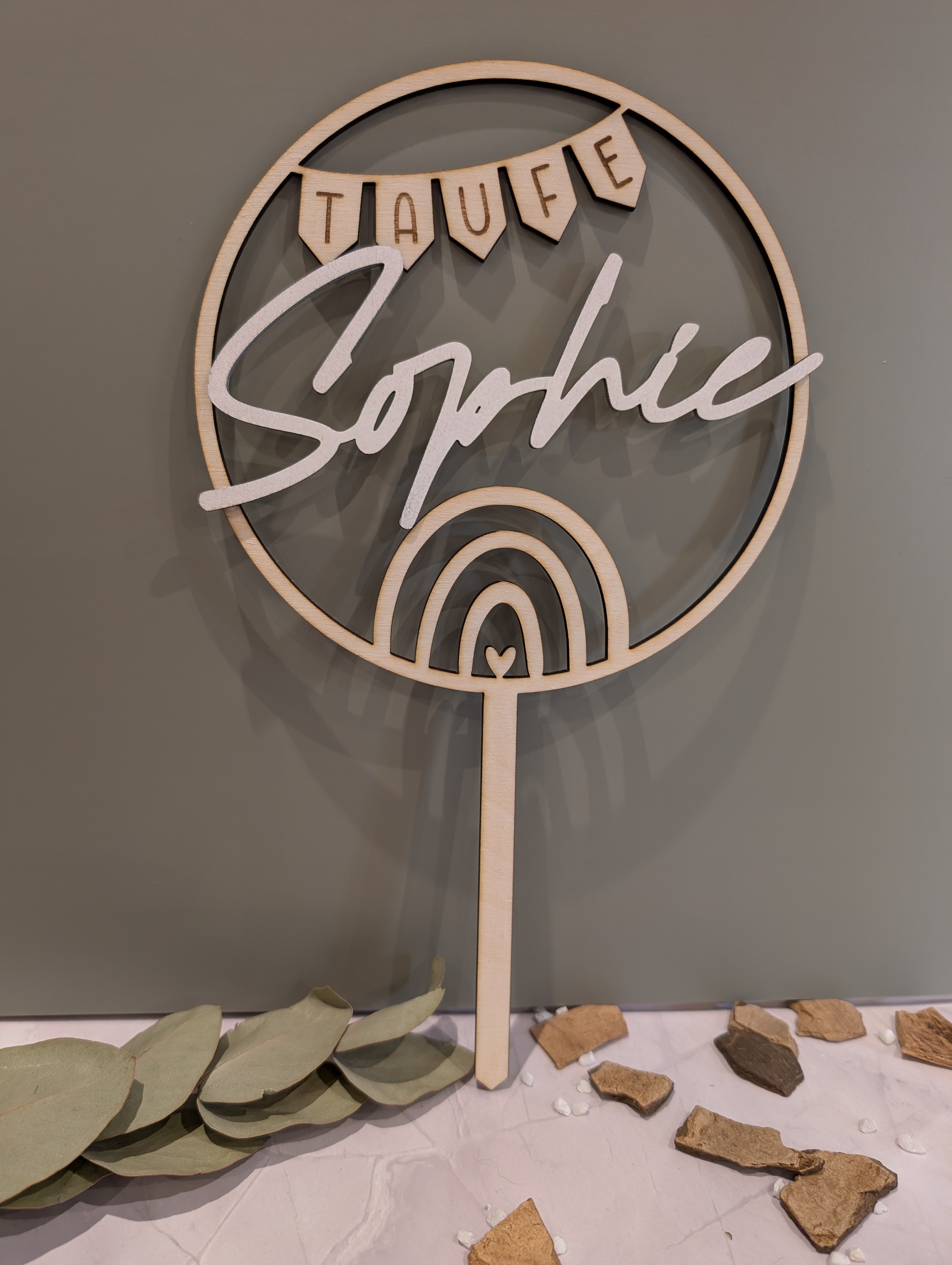 Personalisierter Caketopper Taufe mit Name – Regenbogen aus Holz