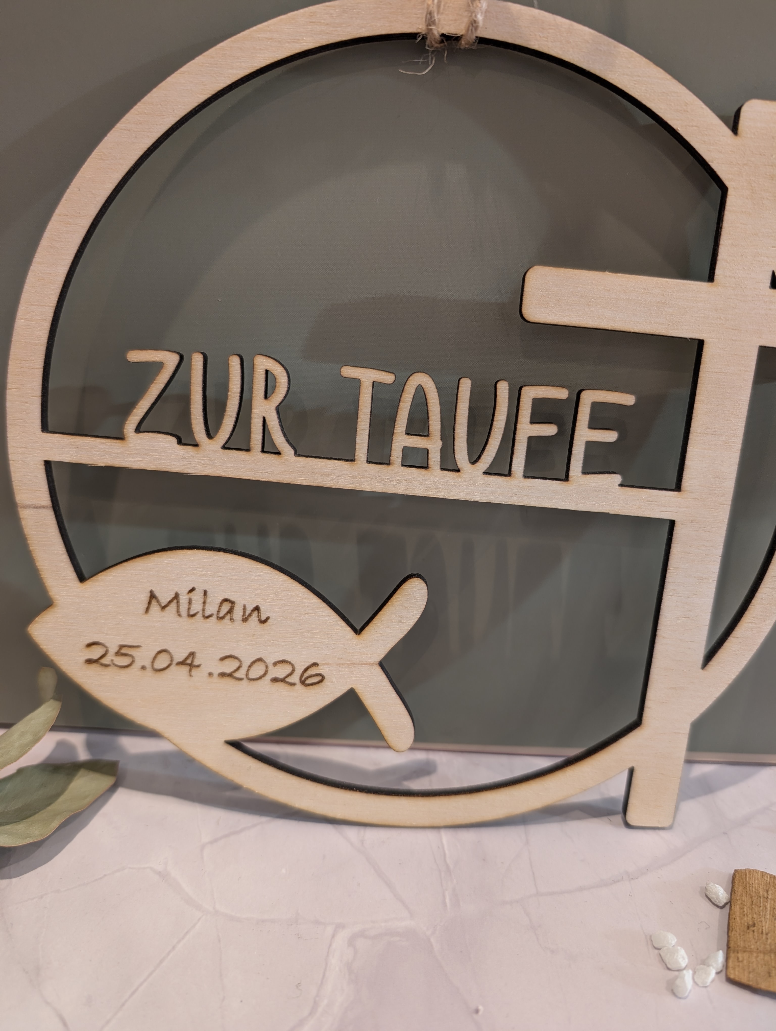 Holzring „Zur Taufe“ mit Name – personalisierte Taufdekoration