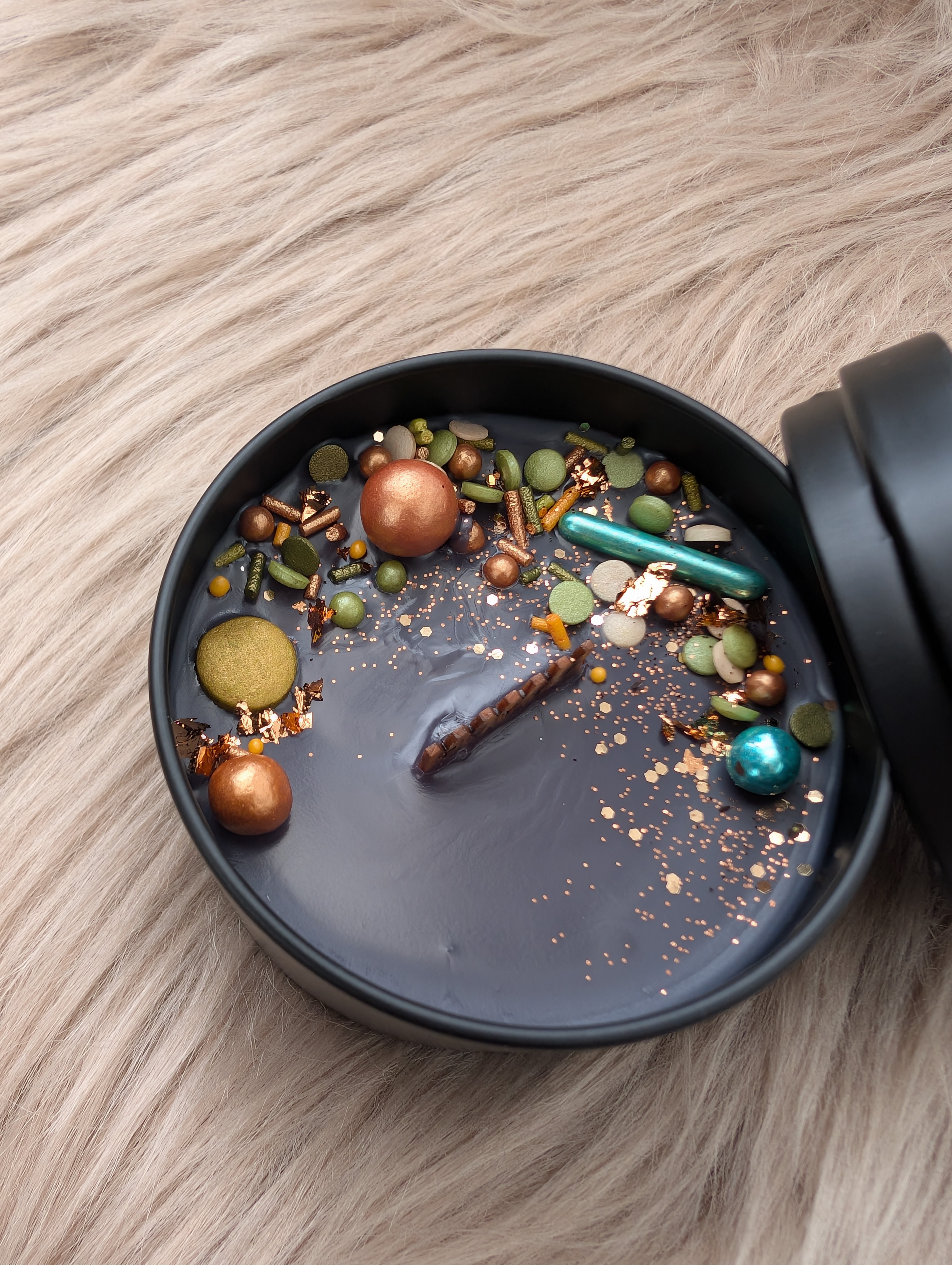 Duftkerze Wildkirsche & marokkanischer Safran mit Holzdocht Knisterdocht – Handgegossene Sojawachs Kerze 