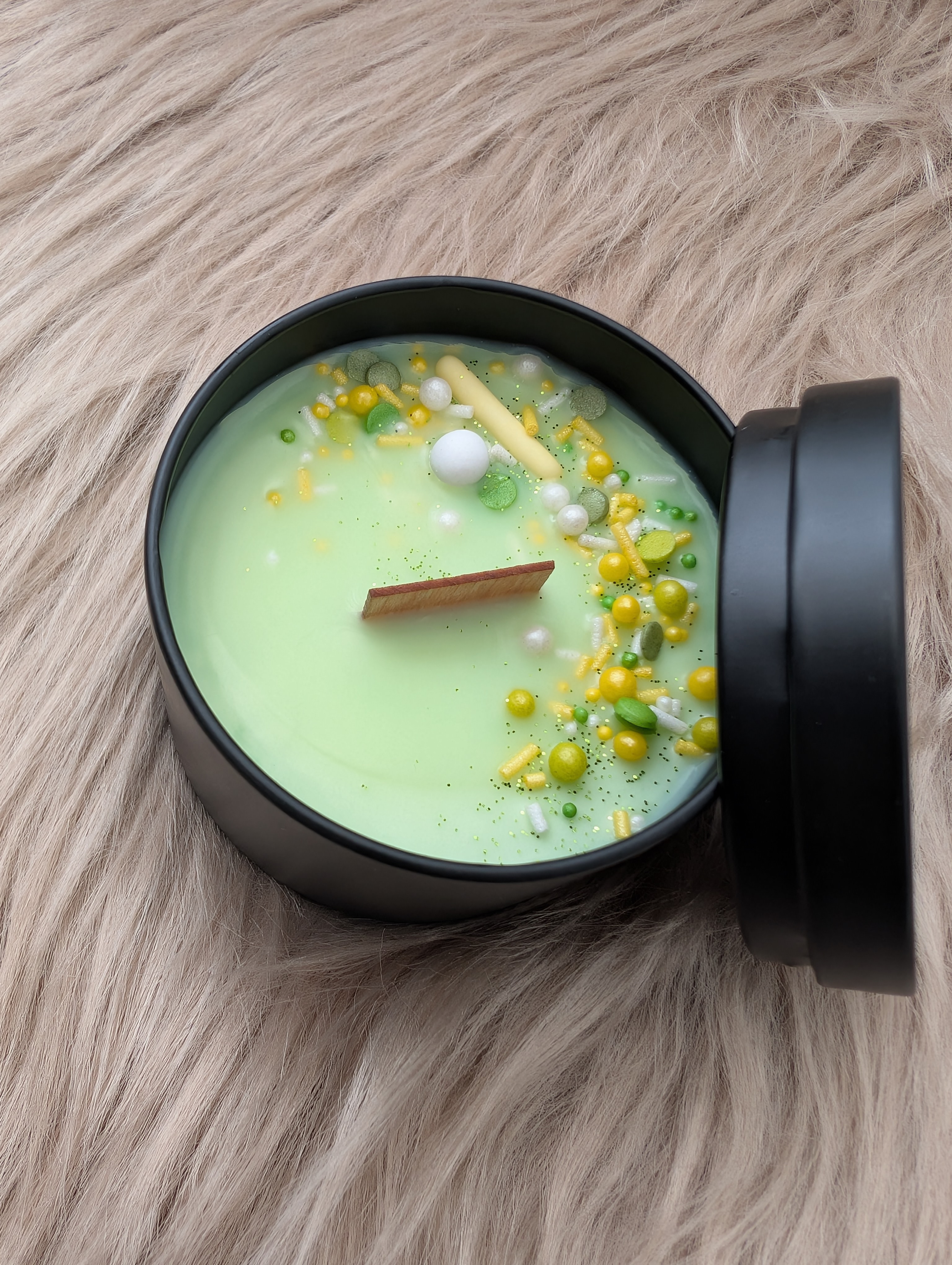 Citronella Duftkerze mit Holzdocht – Handgegossene Sojawachs Kerze