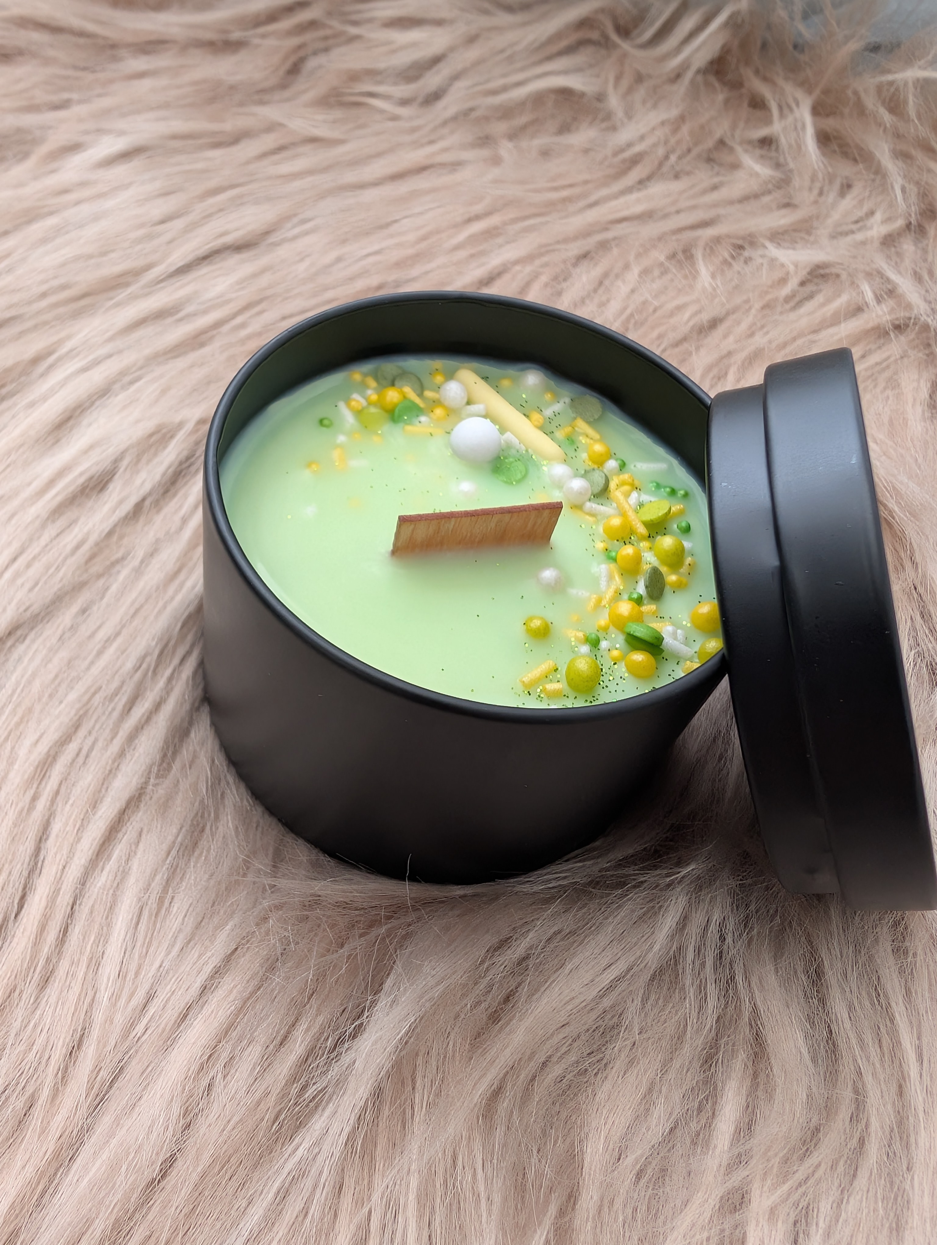 Citronella Duftkerze mit Holzdocht – Handgegossene Sojawachs Kerze