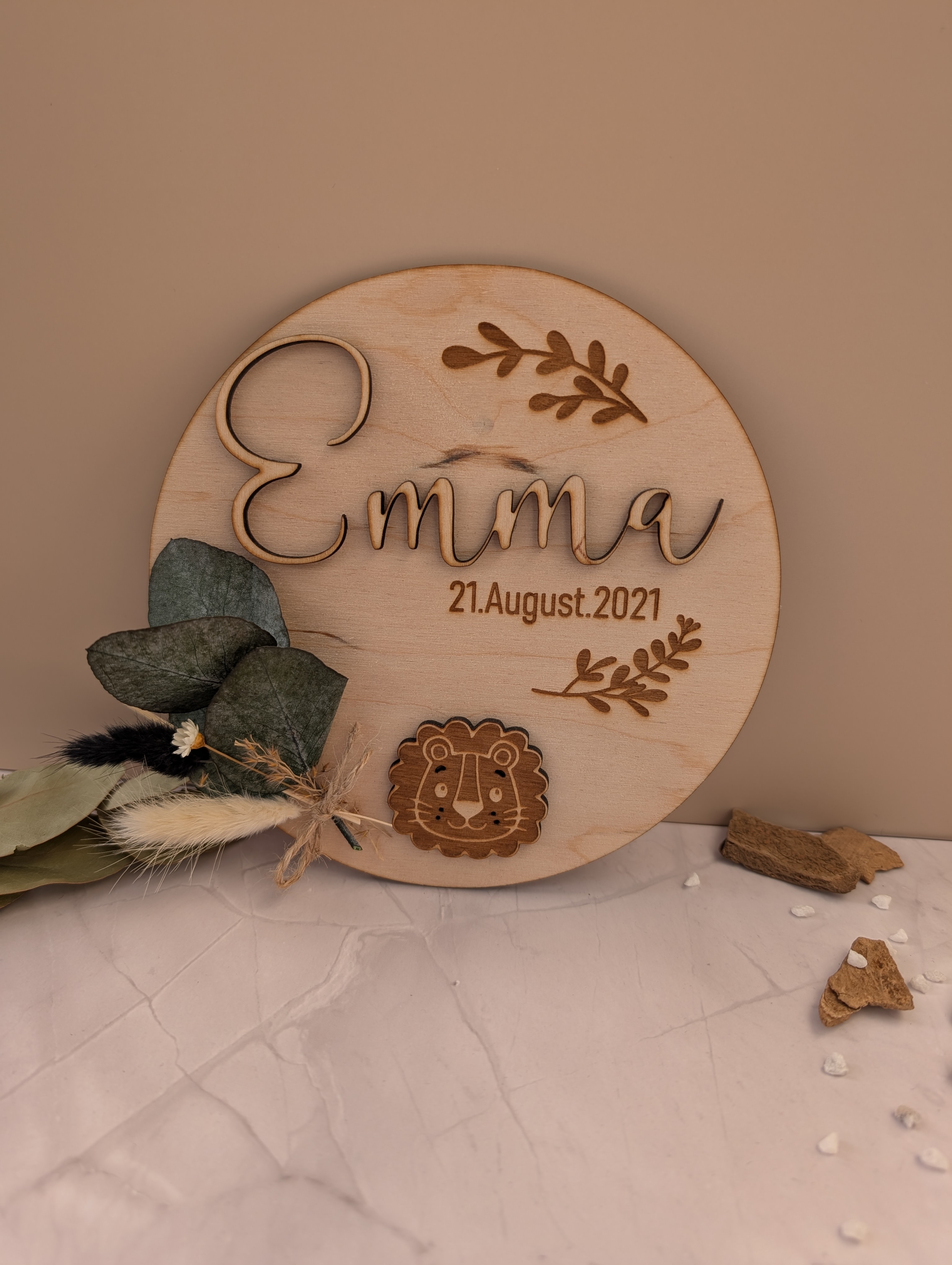 Holzscheibe mit Namen und Geburtsdatum 15 cm 