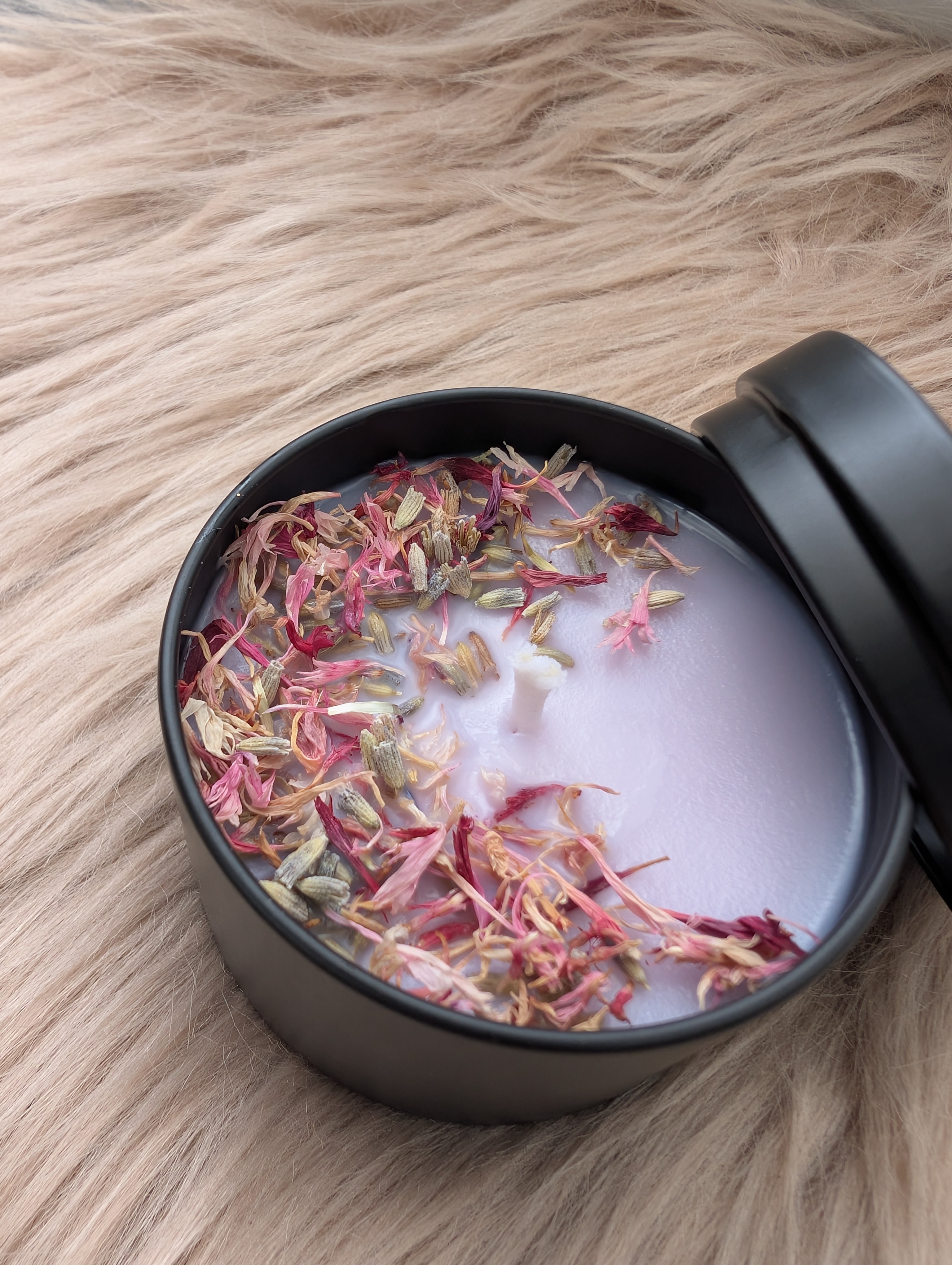 Duftkerze „Lavendel Honig“ aus Sojawachs – handgegossen