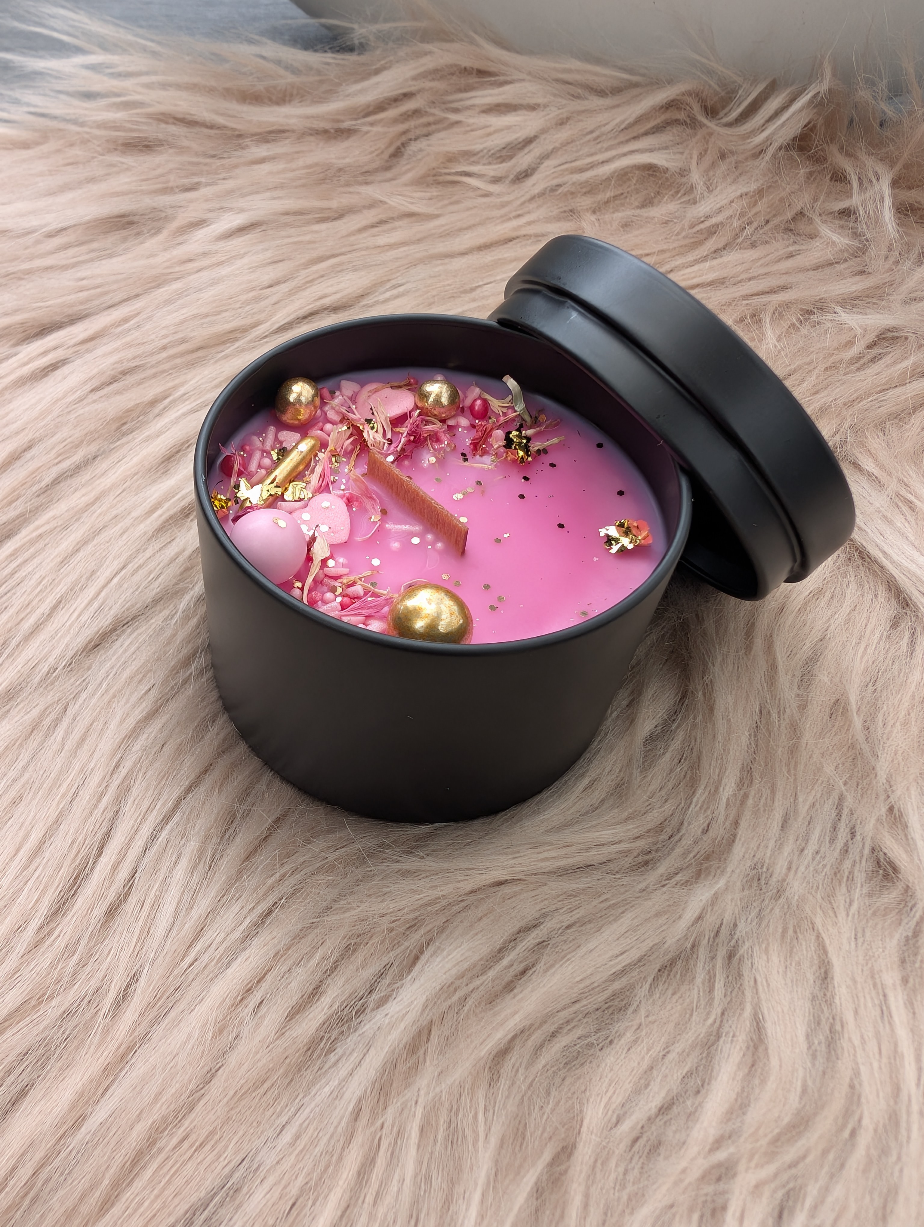 Duftkerze gefrostete Himbeere aus Sojawachs – handgegossen mit Holzdocht