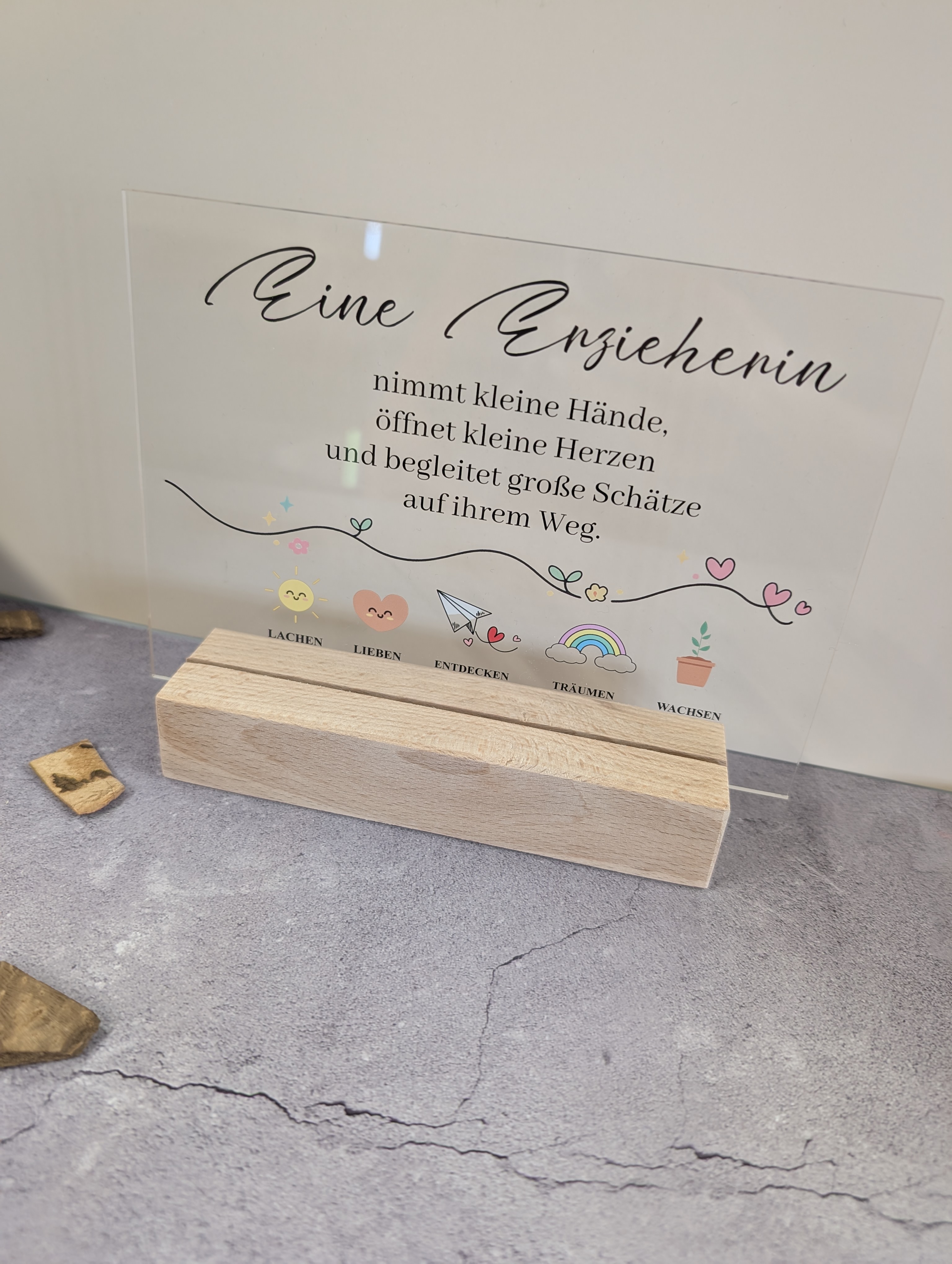 Geschenk für Erzieherin – Acryl-Aufsteller „Eine Erzieherin“ mit Holzsockel | Dankeschön Kita