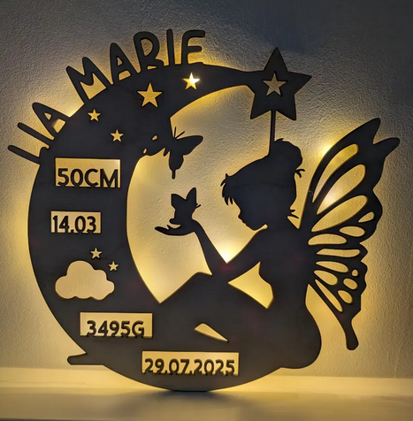 Personalisierte LED Geburtslampe Fee – Holz Nachtlicht mit Name und Geburtsdaten