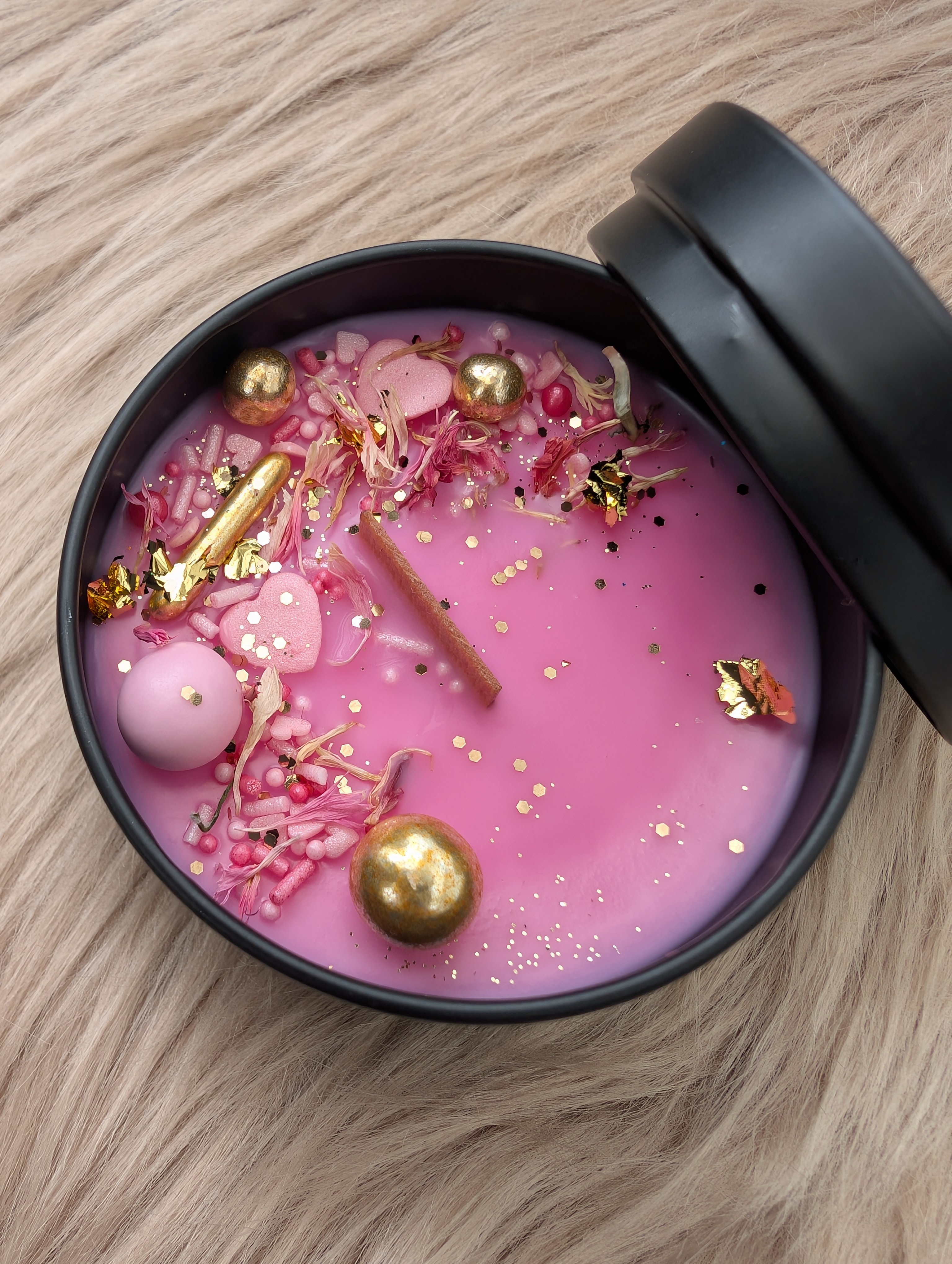 Duftkerze gefrostete Himbeere aus Sojawachs – handgegossen mit Holzdocht