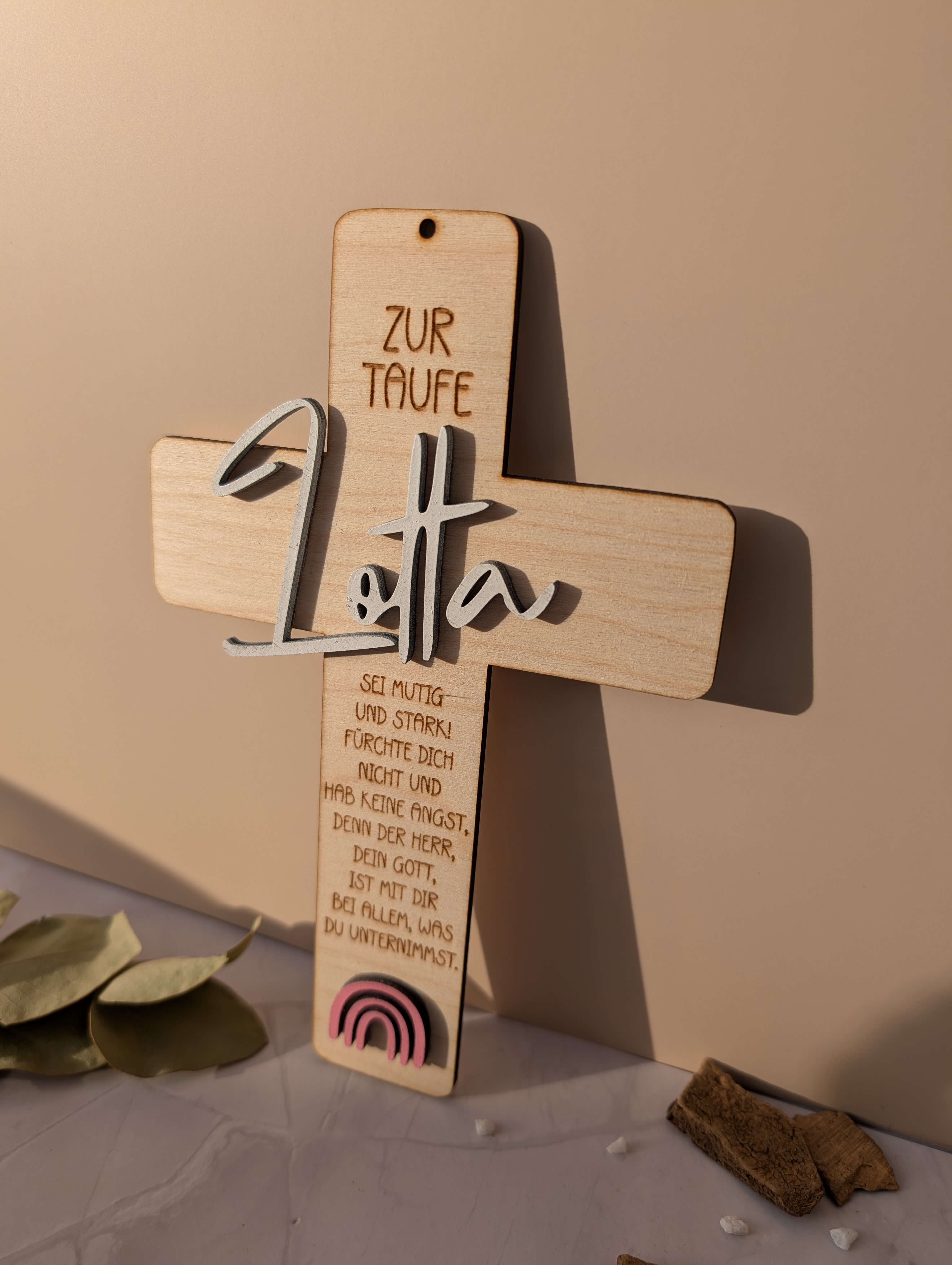Personalisiertes Holzkreuz zur Taufe mit Name – Geschenk Taufe Mädchen/Junge