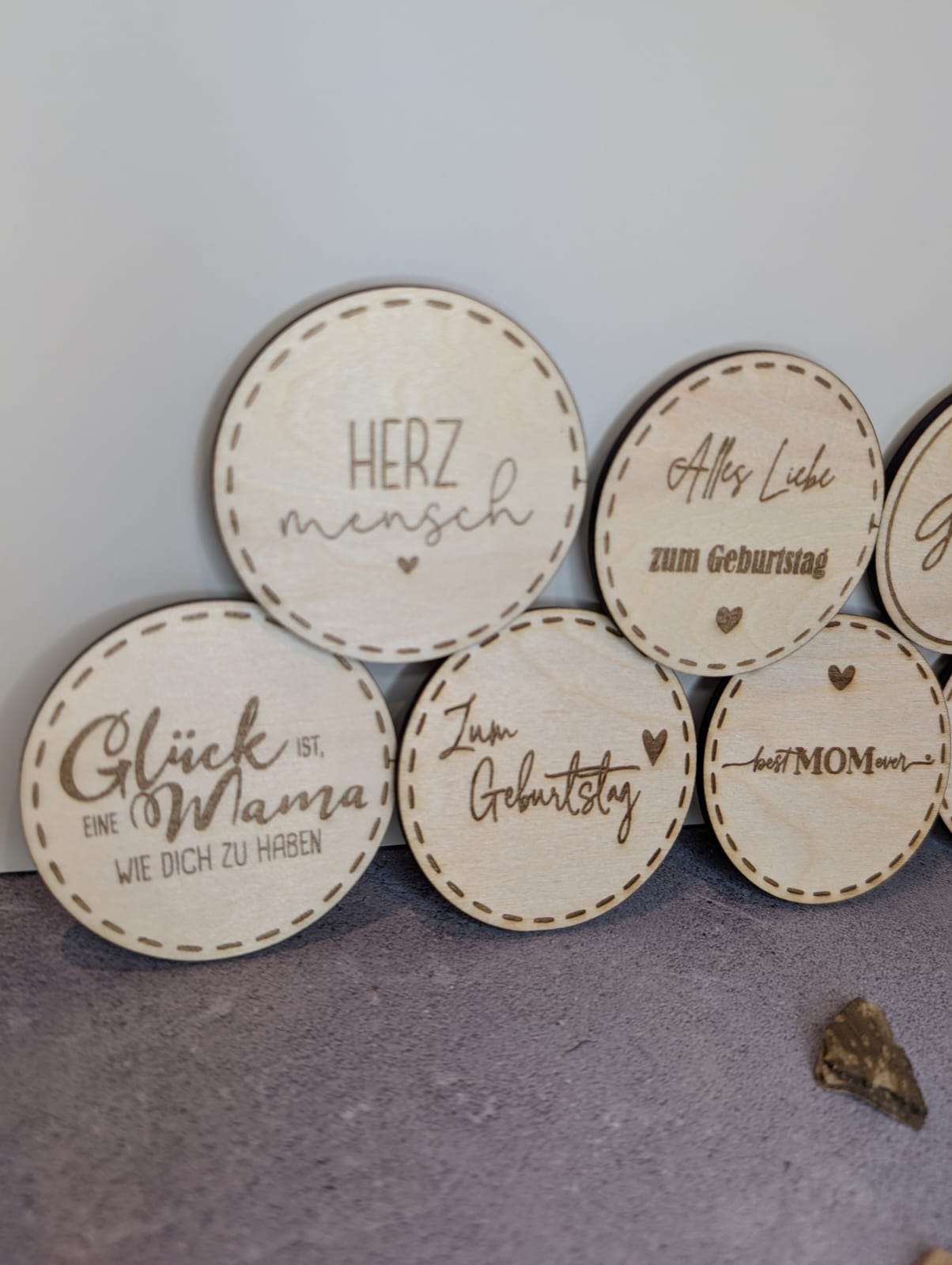 Duftkerze „Cashmere“ mit personalisierbarem Holzdeckel  aus Sojawachs – handgegossen mit Holzdocht