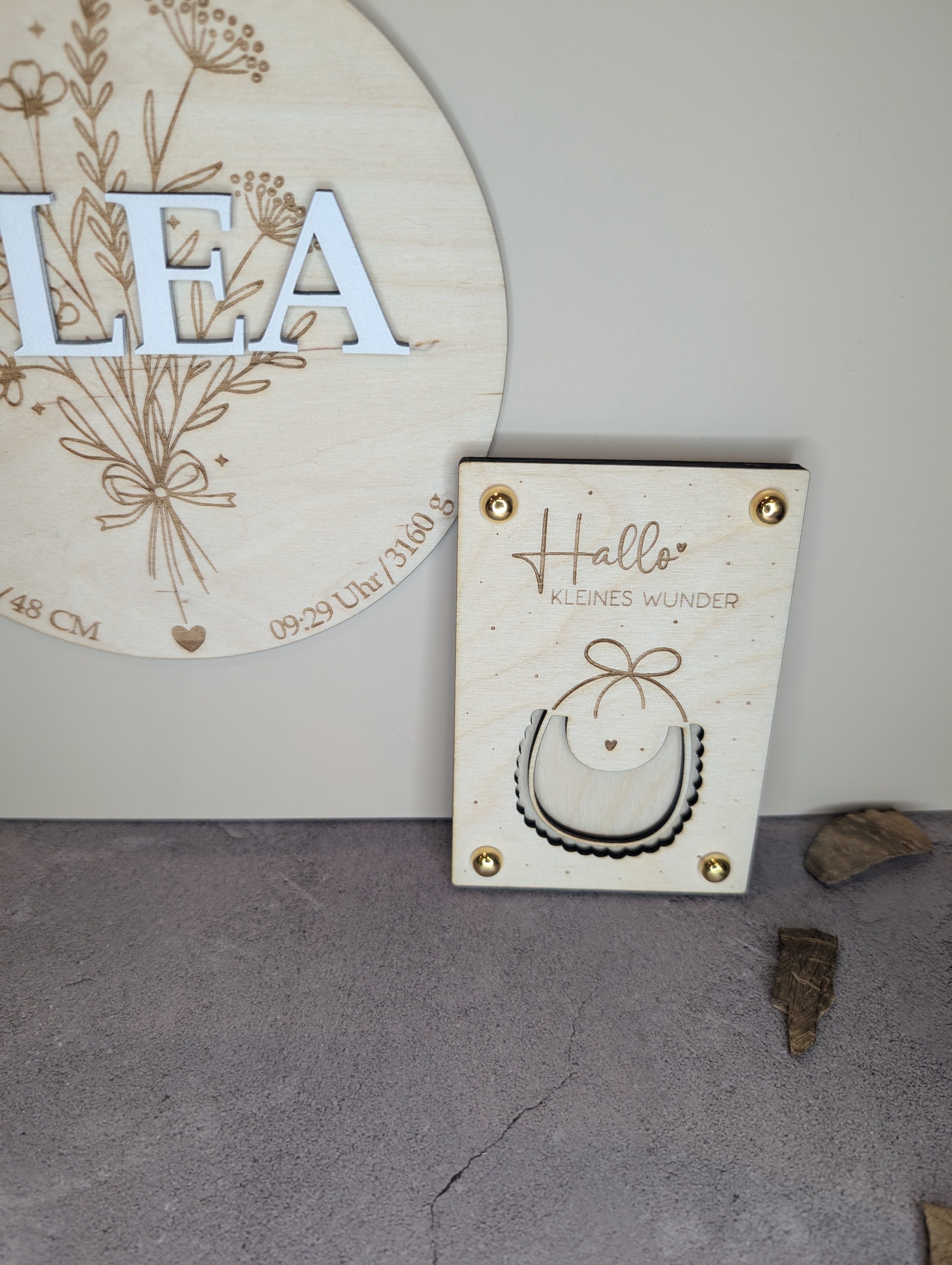 Baby Geschenkset zur Geburt – Personalisiertes Holzschild & Wunscherfüller „Hallo kleines Wunder“