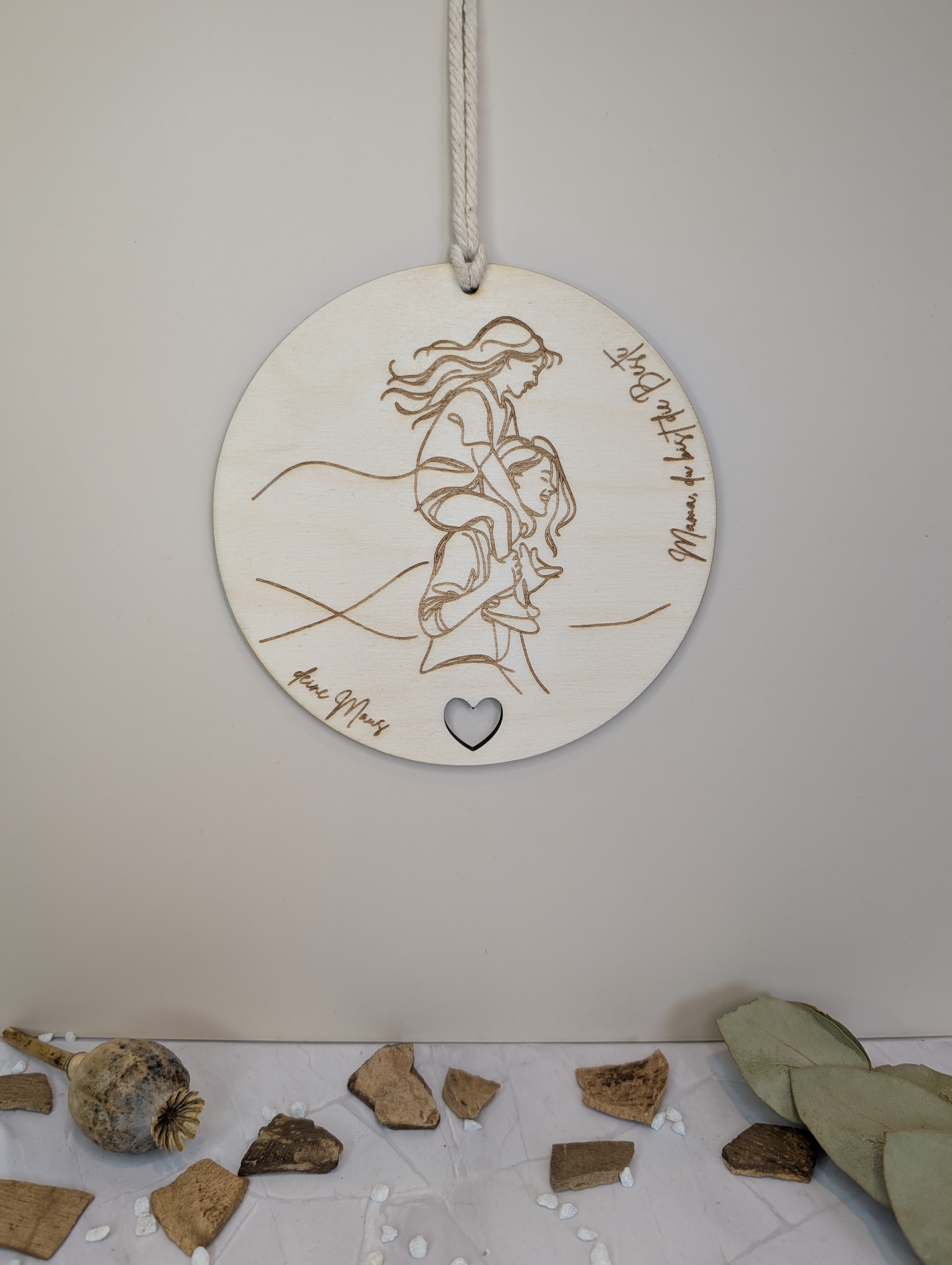 Personalisiertes Holzschild Mama & Kind 20 cm – Geschenk für Mutter, Geburt & Familie